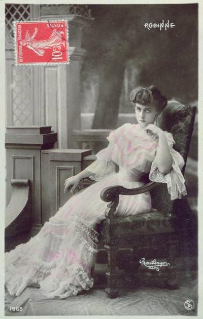 Postcard showing the actress Robine by Reutlinger Studio